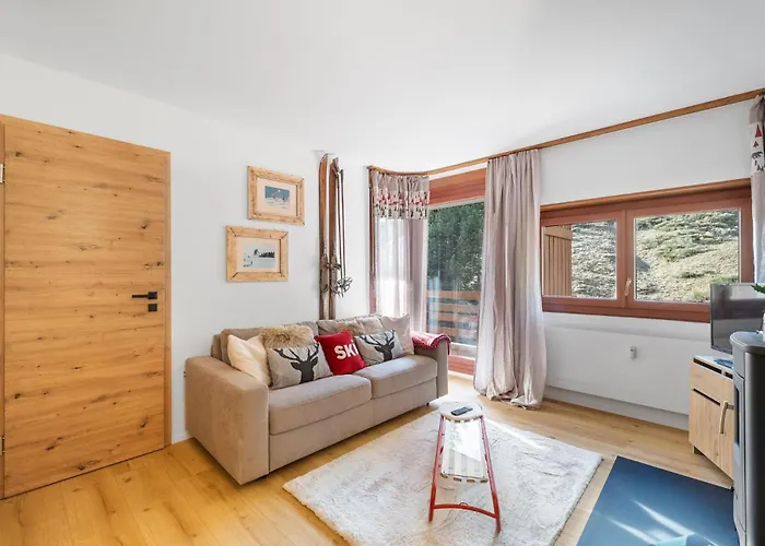 Saphir 401 Pres De La Telecabine A אנזיר