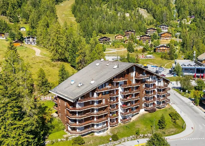 Saphir 401 Pres De La Telecabine A *